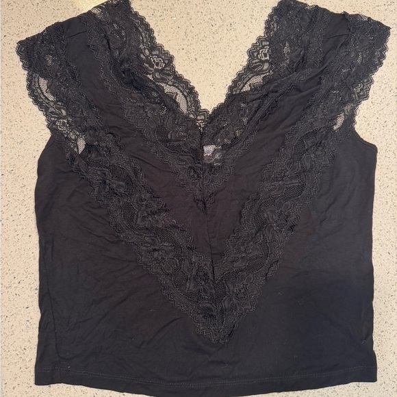 VENUS Tops - VENUS Black Double V Neck Lace Top | Medium